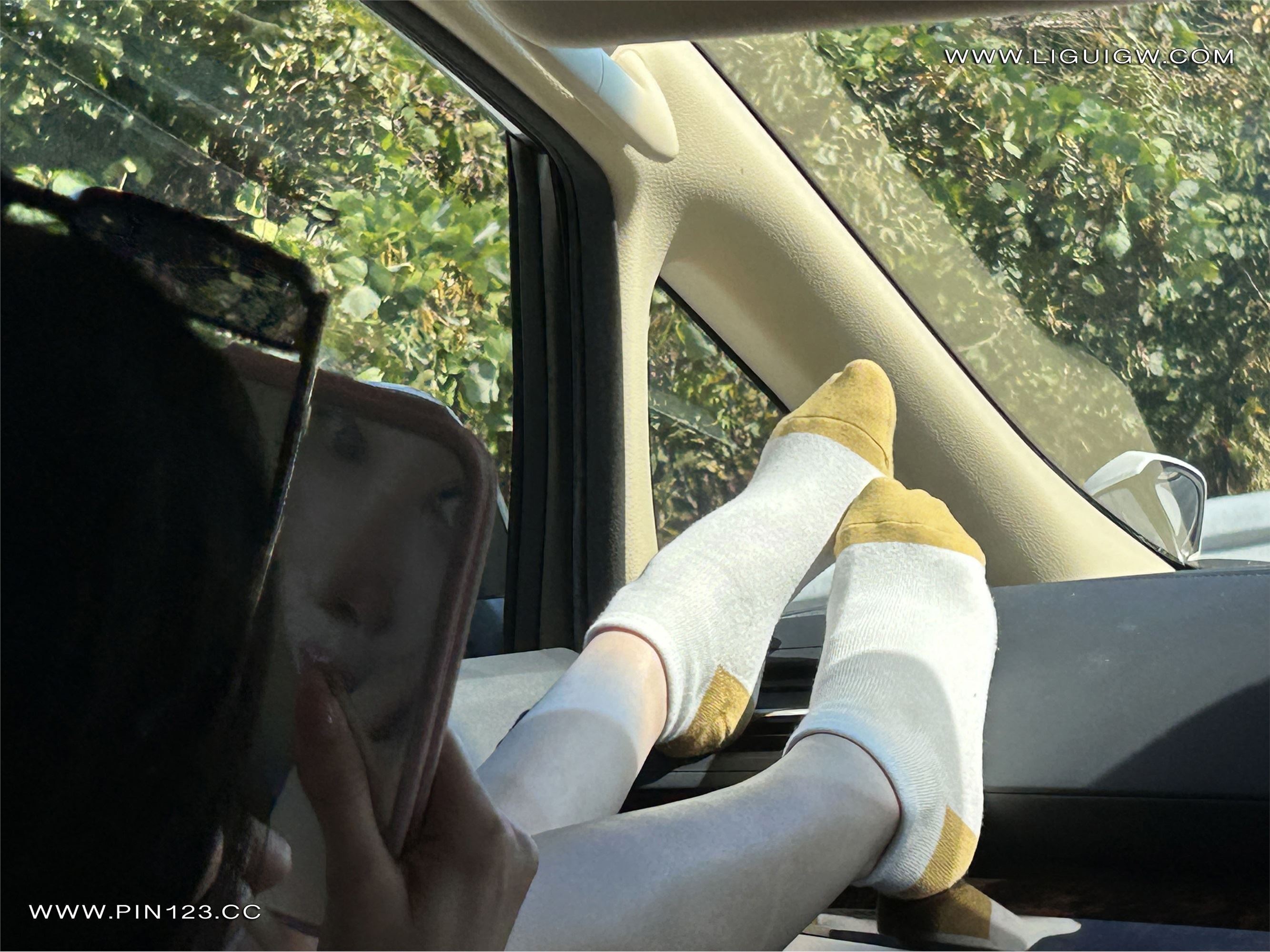 Ligui丽柜  2024.11.14 日本旅拍3 兔子